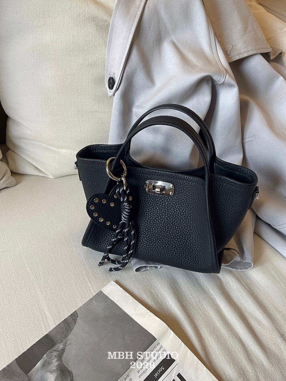 MBH26 Early Spring Lychee Texture Cowhide Wing Basket Bag Minimalist Versatile Handbag - Image 4