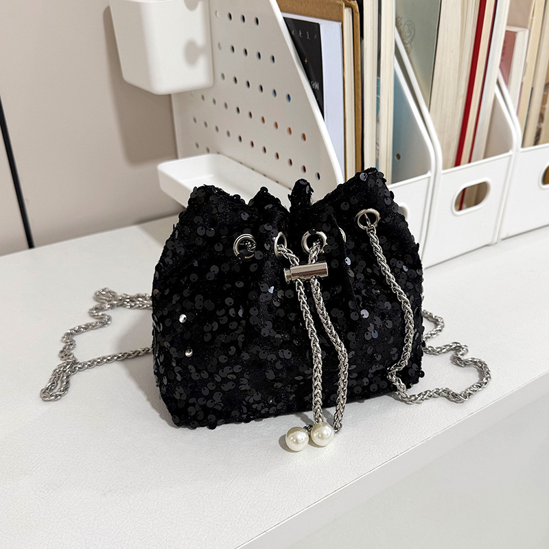 Trendy Sequin Bucket Bag for Women 2026 Chain Shoulder Evening Bag - Image 4