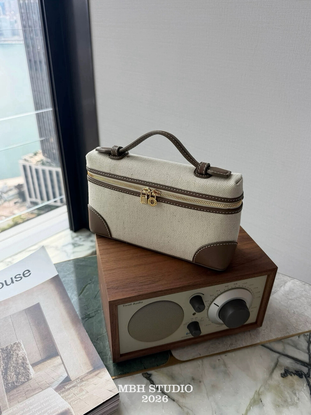 MBH Linen and Top-Grain Leather Vintage Old Money LP Lunch Box Bag Handbag Crossbody with Shoulder Strap - Image 3