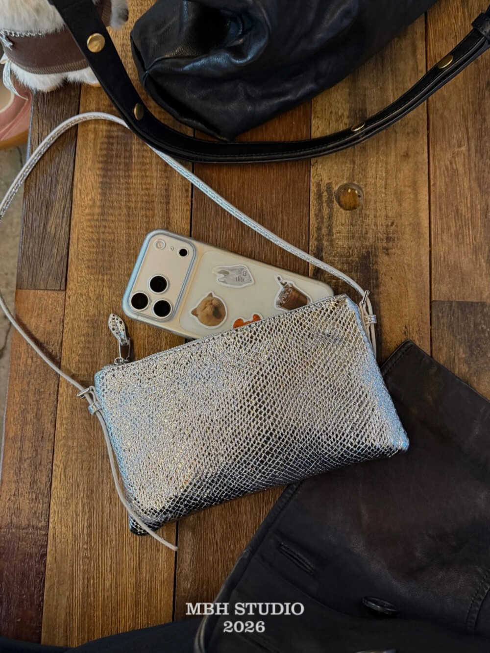 MBH Shimmering Lambskin Envelope Bag Minimalist Versatile Crossbody Shoulder Bag with Strap - Image 3
