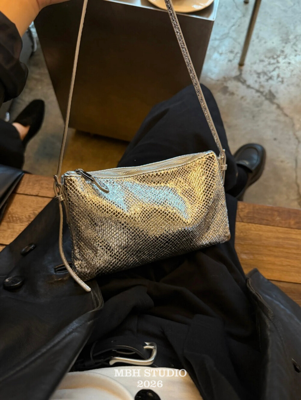 MBH Shimmering Lambskin Envelope Bag Minimalist Versatile Crossbody Shoulder Bag with Strap