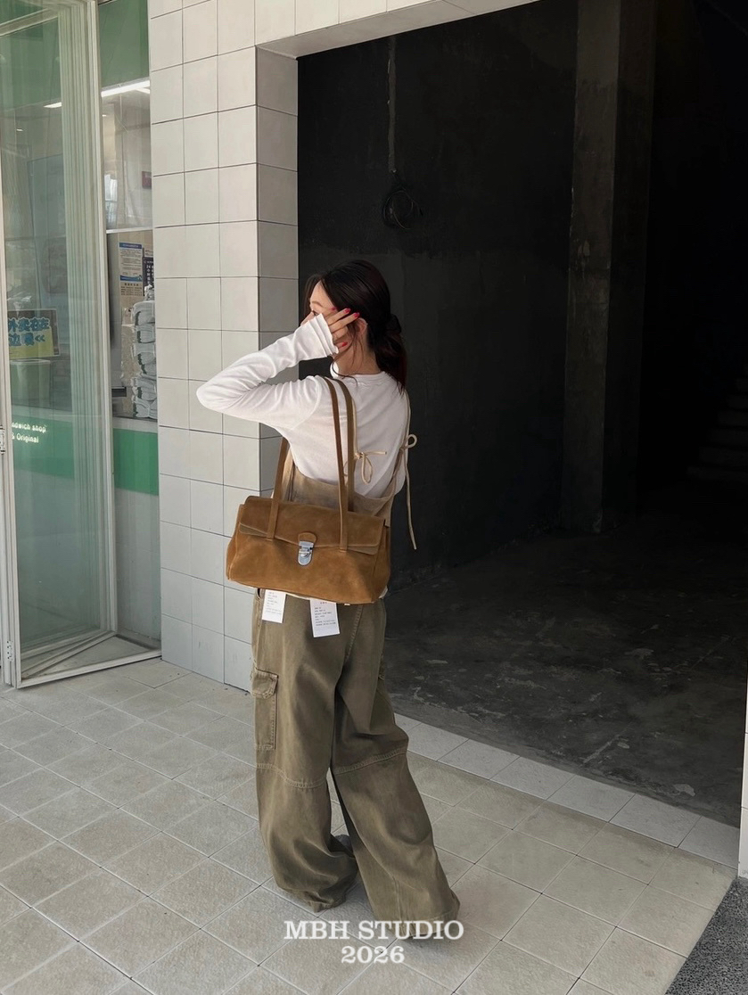 MBH Retro Suede Flap Lock Tote Bag Large Capacity Commuter Shoulder Bag - Image 3
