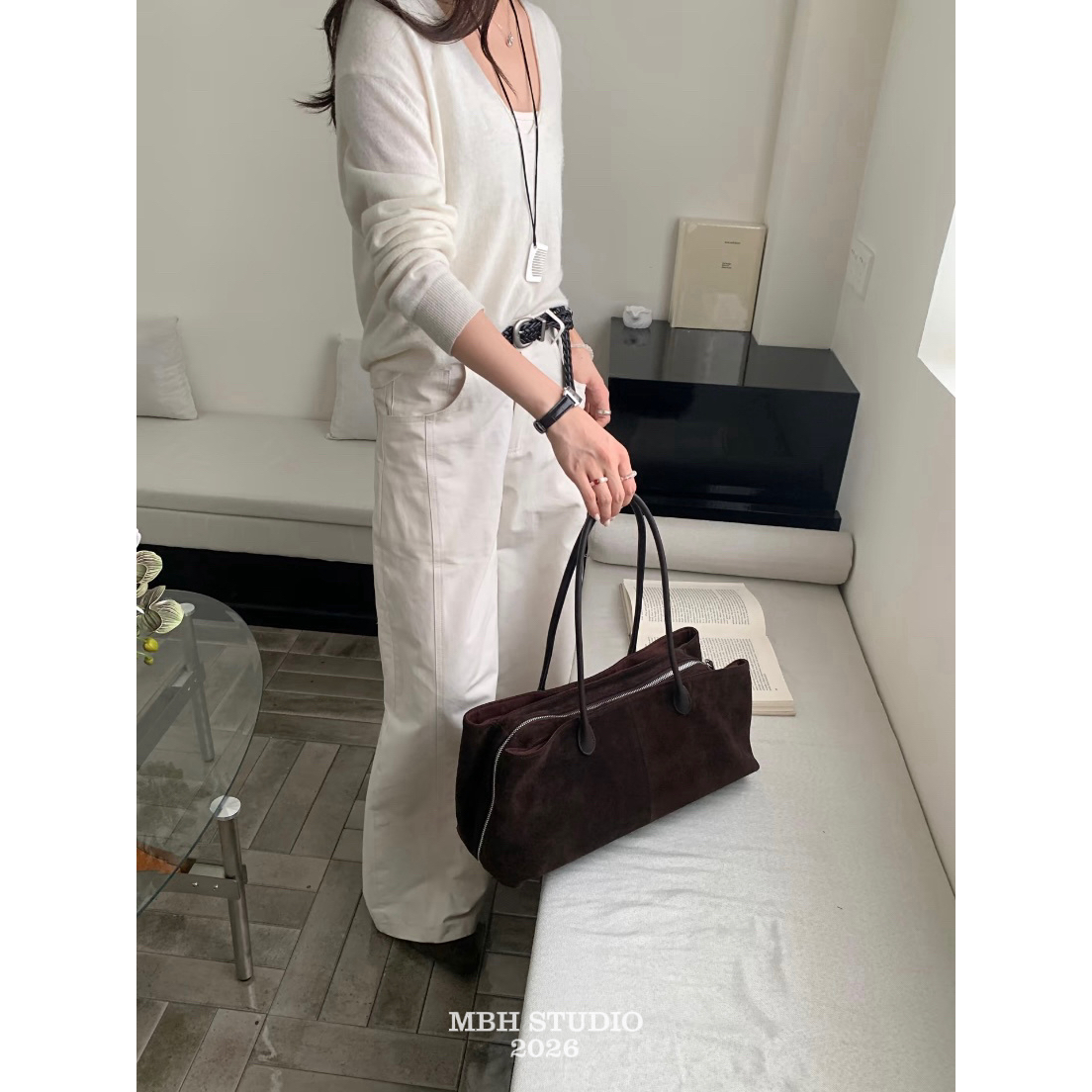 MBH Top Grain Nubuck Leather Three Compartment Tote Bag Large Capacity Vintage Commuter Shoulder Bag - Image 5