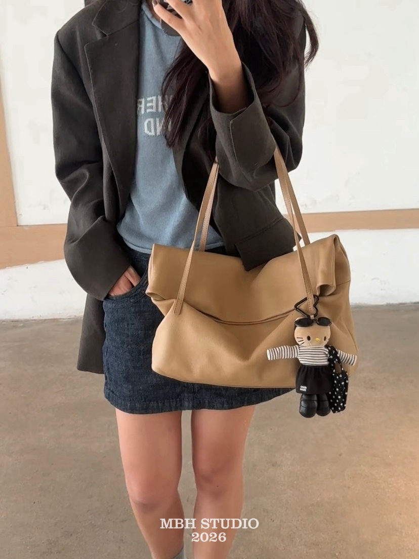 MBH Full Grain Wrinkled Leather Foldable Tote Bag Large Capacity Commuter Shoulder Bag - Image 3